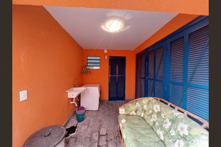 Casa à venda com 180m², 4 quartos e 2 vagasÁrea de Serviço