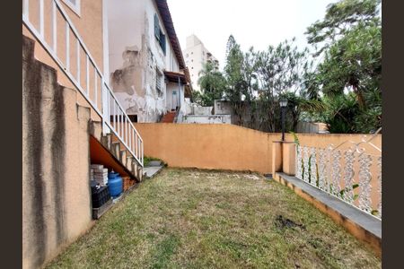 Casa à venda com 180m², 4 quartos e 2 vagasQuintal