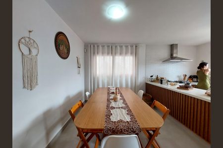 Casa à venda com 180m², 4 quartos e 2 vagasSala de Jantar