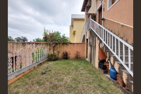 Casa à venda com 180m², 4 quartos e 2 vagasQuintal