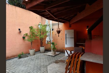 Casa à venda com 180m², 4 quartos e 2 vagasÁrea de Lazer