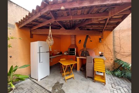 Casa à venda com 180m², 4 quartos e 2 vagasÁrea de Lazer