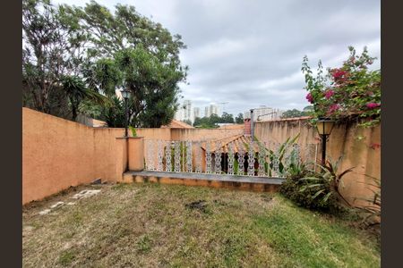 Casa à venda com 180m², 4 quartos e 2 vagasQuintal