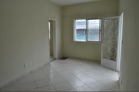 Casa para alugar com 250m², 3 quartos e 1 vagaSala 