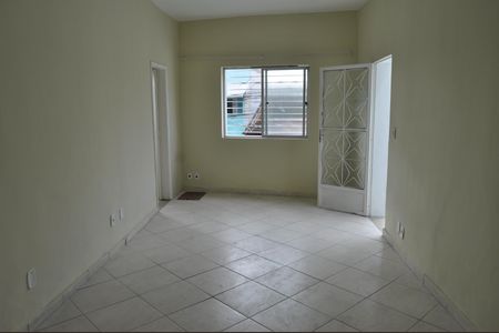 Casa para alugar com 250m², 3 quartos e 1 vagaSala 