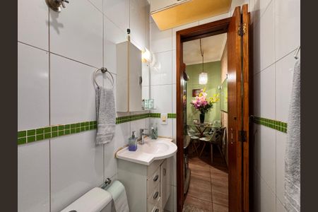 Apartamento à venda com 84m², 2 quartos e 2 vagas Apartamento à venda com 84m², 2 quartos e 2 vagasBanheiro