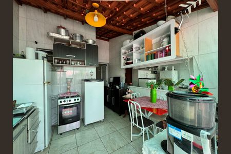 Apartamento à venda com 84m², 2 quartos e 2 vagas Apartamento à venda com 84m², 2 quartos e 2 vagasCobertura