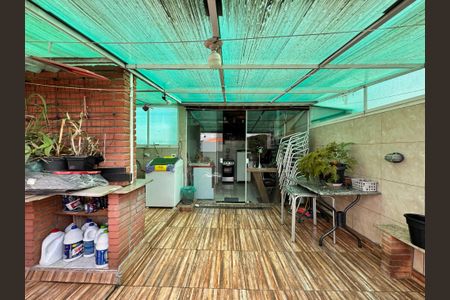 Apartamento à venda com 84m², 2 quartos e 2 vagas Apartamento à venda com 84m², 2 quartos e 2 vagasCobertura