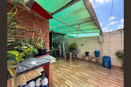 Apartamento à venda com 84m², 2 quartos e 2 vagas Apartamento à venda com 84m², 2 quartos e 2 vagasCobertura