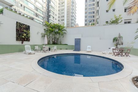 Apartamento à venda com 40m², 1 quarto e 1 vaga Apartamento à venda com 40m², 1 quarto e 1 vagaÁrea comum - Piscina