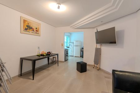 Apartamento à venda com 40m², 1 quarto e 1 vaga Apartamento à venda com 40m², 1 quarto e 1 vagaÁrea comum - Salão de festas