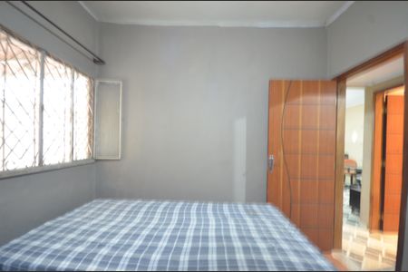 Casa para alugar com 240m², 2 quartos e 2 vagasQuarto 2