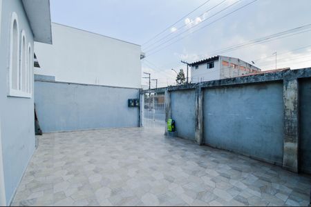 Casa à venda com 300m², 2 quartos e 3 vagas Casa à venda com 300m², 2 quartos e 3 vagasGaragem