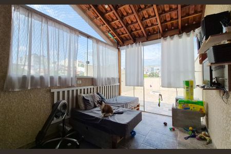 Apartamento à venda com 108m², 2 quartos e 2 vagasCobertura