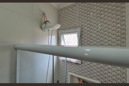 Apartamento à venda com 108m², 2 quartos e 2 vagasBanheiro da suíte