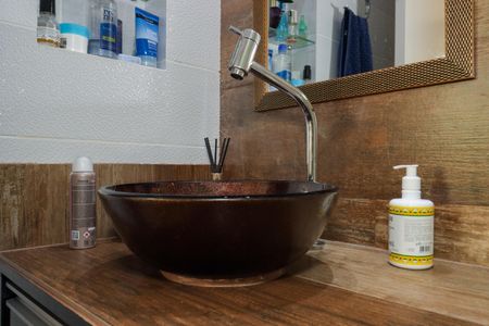 Apartamento para alugar com 74m², 3 quartos e 1 vaga Apartamento para alugar com 74m², 3 quartos e 1 vagaBanheiro da Suíte