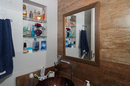 Apartamento para alugar com 74m², 3 quartos e 1 vaga Apartamento para alugar com 74m², 3 quartos e 1 vagaBanheiro da Suíte