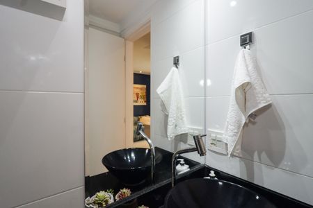 Apartamento para alugar com 74m², 3 quartos e 1 vaga Apartamento para alugar com 74m², 3 quartos e 1 vagaBanheiro