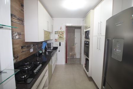 Apartamento para alugar com 97m², 3 quartos e 2 vagasCozinha