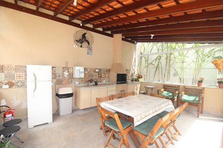 Apartamento para alugar com 97m², 3 quartos e 2 vagasÁrea Comum