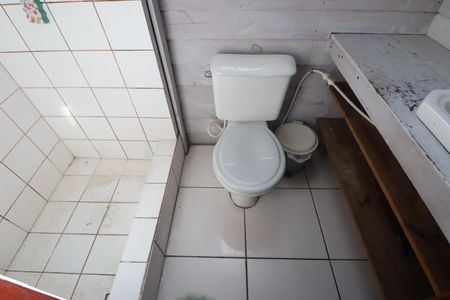 Casa à venda com 200m², 6 quartos e 4 vagasBanheiro