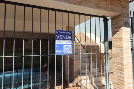 Casa à venda com 200m², 6 quartos e 4 vagasPlaca