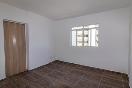 Apartamento para alugar com 60m², 1 quarto e sem vagaSala