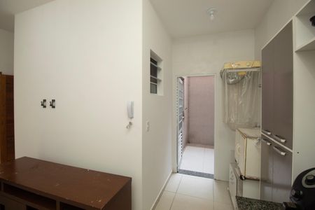 Casa para alugar com 30m², 1 quarto e sem vagaCozinha e Área de Serviço