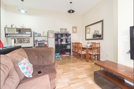 Apartamento à venda com 70m², 3 quartos e 1 vagaSala