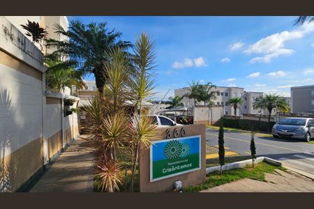 Apartamento para alugar com 53m², 2 quartos e 1 vagaFachada e portaria