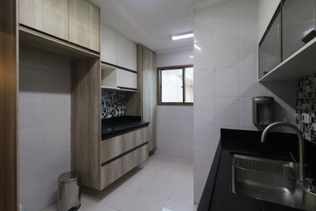 Apartamento à venda com 90m², 3 quartos e 2 vagasCozinha