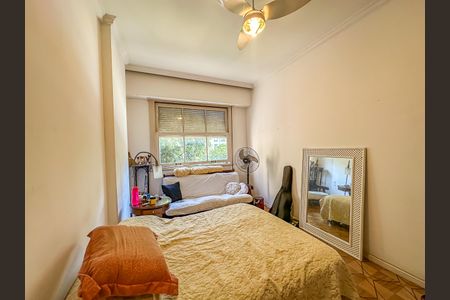 Apartamento à venda com 137m², 4 quartos e 1 vagaQuarto 1