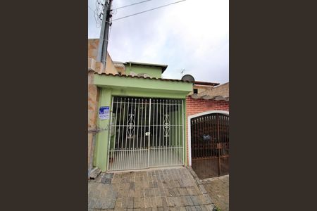 Casa à venda com 250m², 2 quartos e 1 vagaFachada