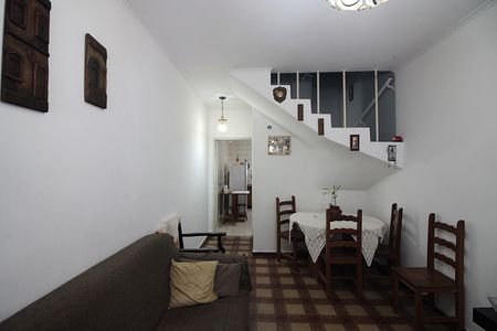 Casa à venda com 250m², 2 quartos e 1 vagaSala