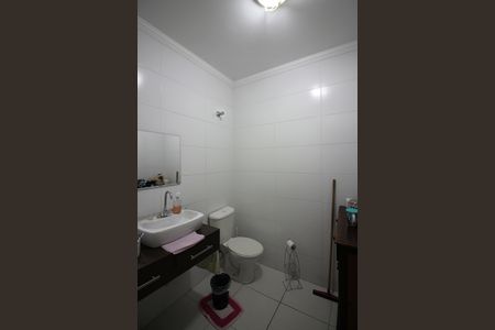 Casa à venda com 250m², 2 quartos e 1 vagaBanheiro Social