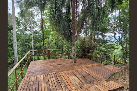 Casa de condomínio para alugar com 100m², 2 quartos e 4 vagasVista