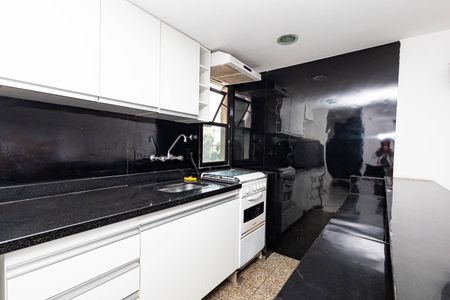 Apartamento à venda com 52m², 1 quarto e 1 vagaCozinha
