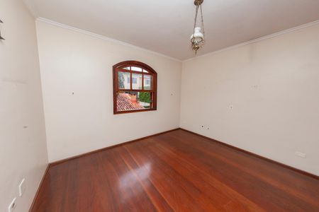 Casa à venda com 350m², 3 quartos e 4 vagasQuarto 2