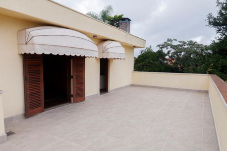 Casa à venda com 350m², 3 quartos e 4 vagasVaranda da Suíte