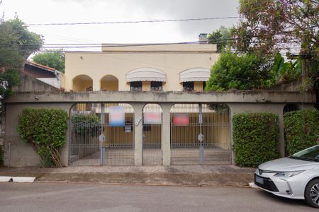 Casa à venda com 350m², 3 quartos e 4 vagasFachada