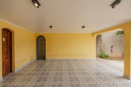 Casa à venda com 350m², 3 quartos e 4 vagasGaragem