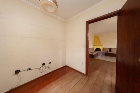 Casa à venda com 350m², 3 quartos e 4 vagasEdícula - Escritório