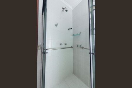 Casa à venda com 350m², 3 quartos e 4 vagasBanheiro da Suíte