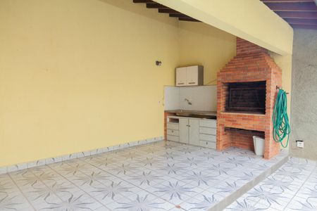 Casa à venda com 350m², 3 quartos e 4 vagasChurrasqueira