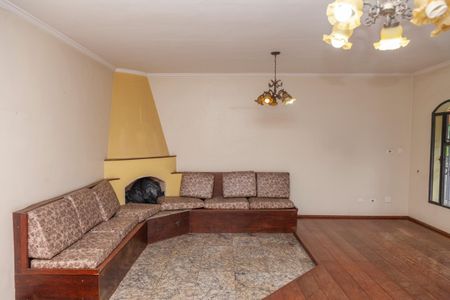 Casa à venda com 350m², 3 quartos e 4 vagasSala