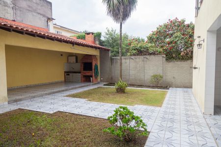 Casa à venda com 350m², 3 quartos e 4 vagasQuintal