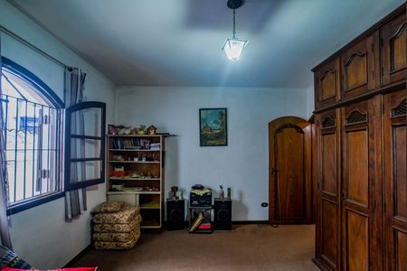 Casa à venda com 130m², 2 quartos e 7 vagasQuarto 2