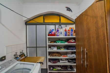 Casa à venda com 130m², 2 quartos e 7 vagasÁrea de Serviço