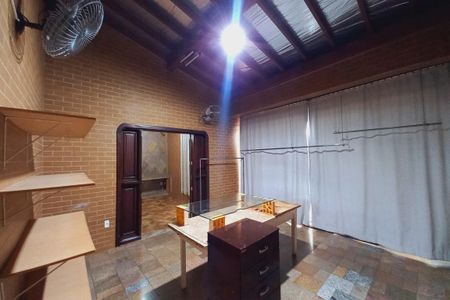 Casa à venda com 514m², 3 quartos e 3 vagasSala 2