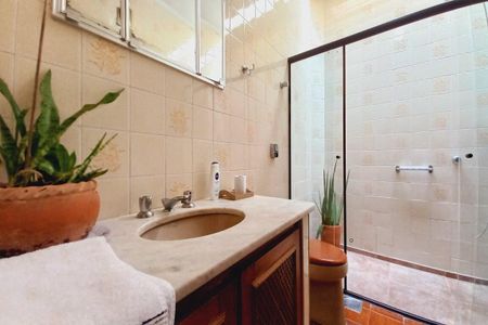 Casa à venda com 514m², 3 quartos e 3 vagasBanheiro